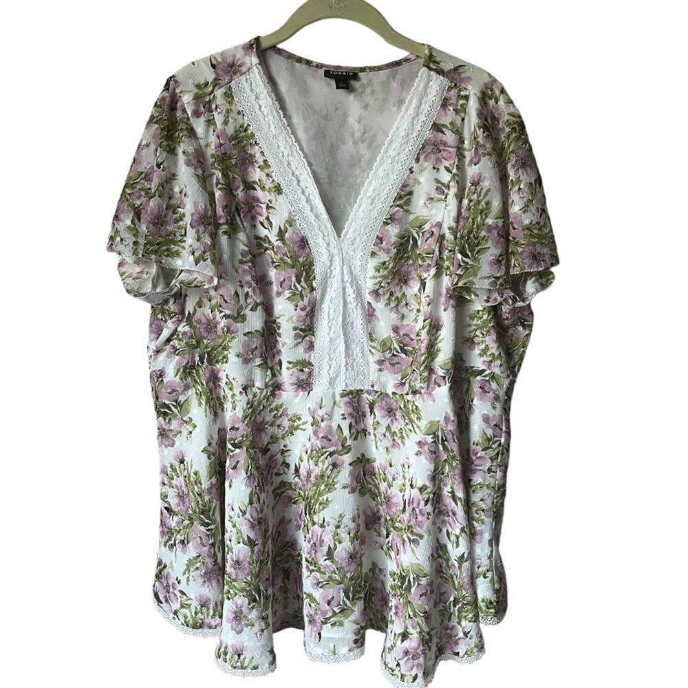 Torrid Size 1 Floral Boho Lightweight V Neck Blouse